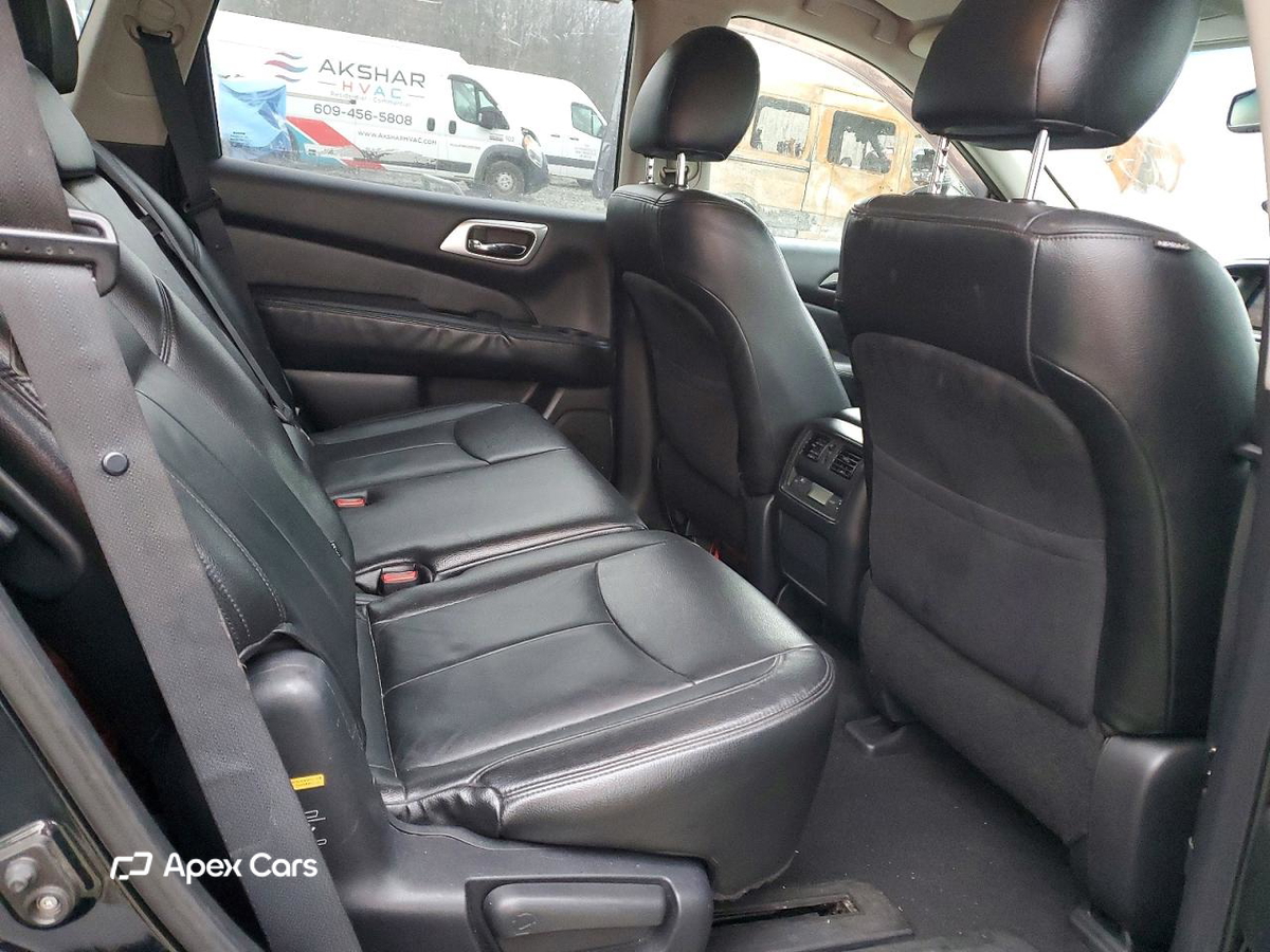 Nissan Pathfinder 2015