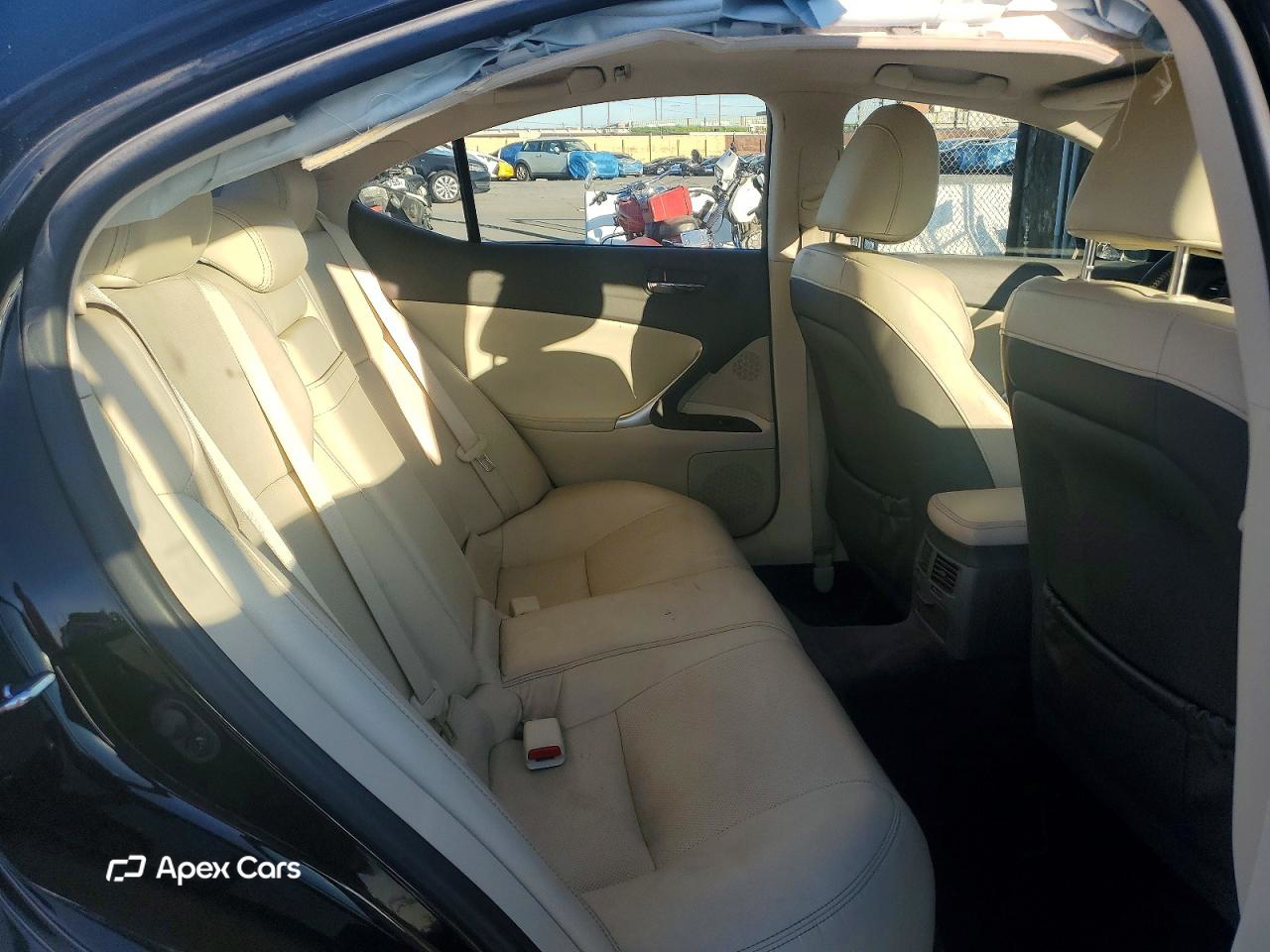 Lexus IS 2010