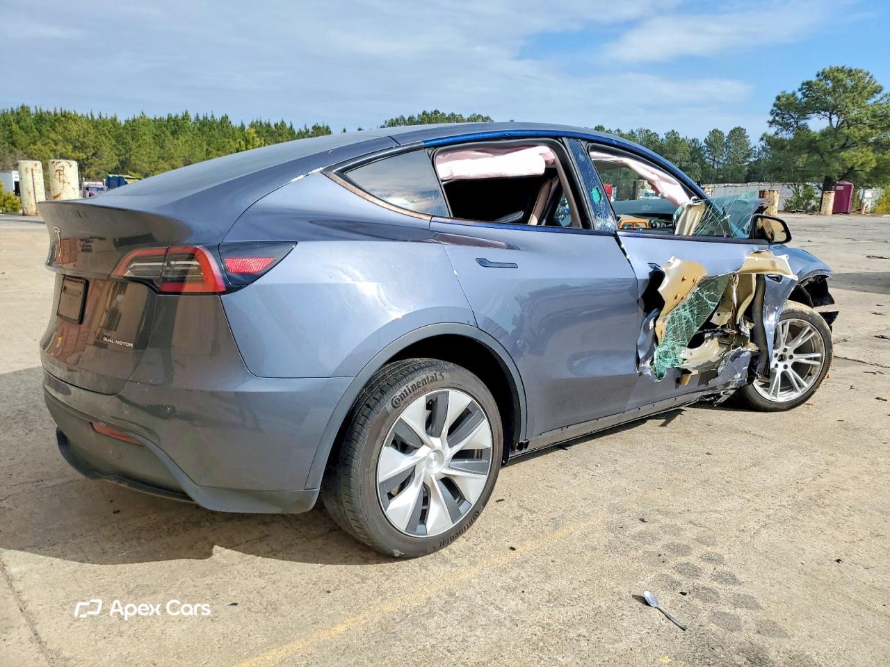 Tesla Model Y 2023