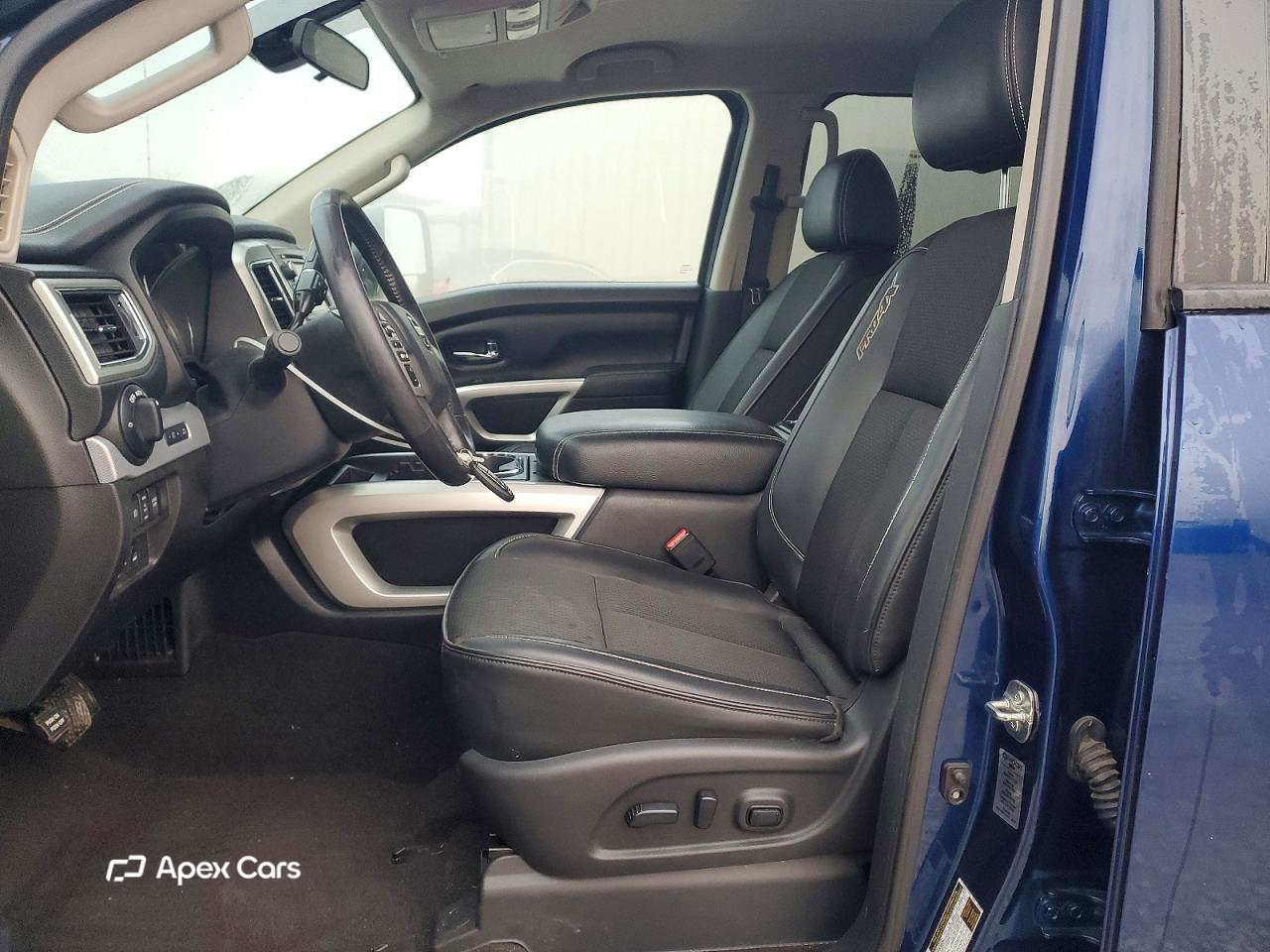 Nissan Titan 2017