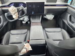 Tesla Model X 2022
