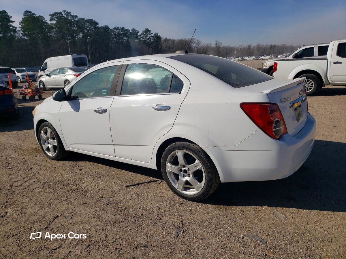 Chevrolet Sonic 2015