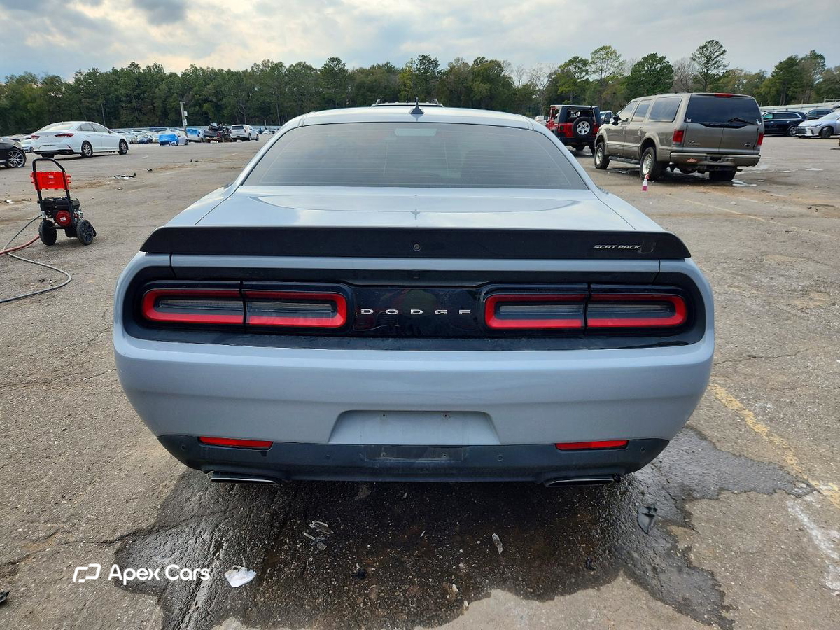 Dodge Challenger 2021