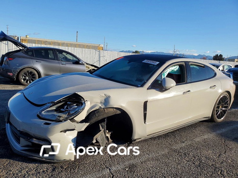 Porsche Panamera 2019 - Image 1 of 13