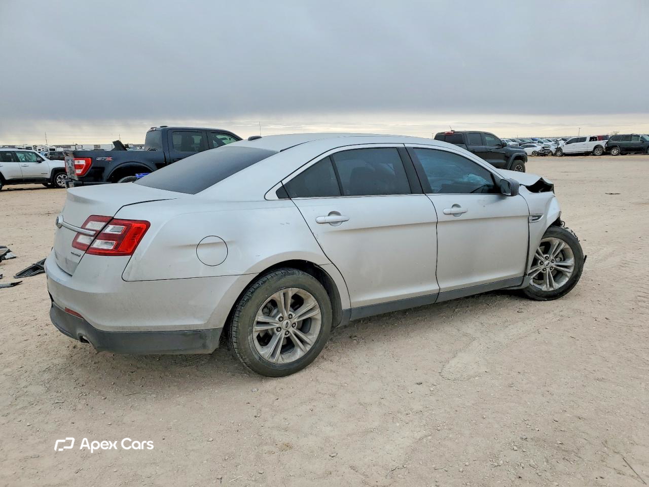 Ford Taurus 2017