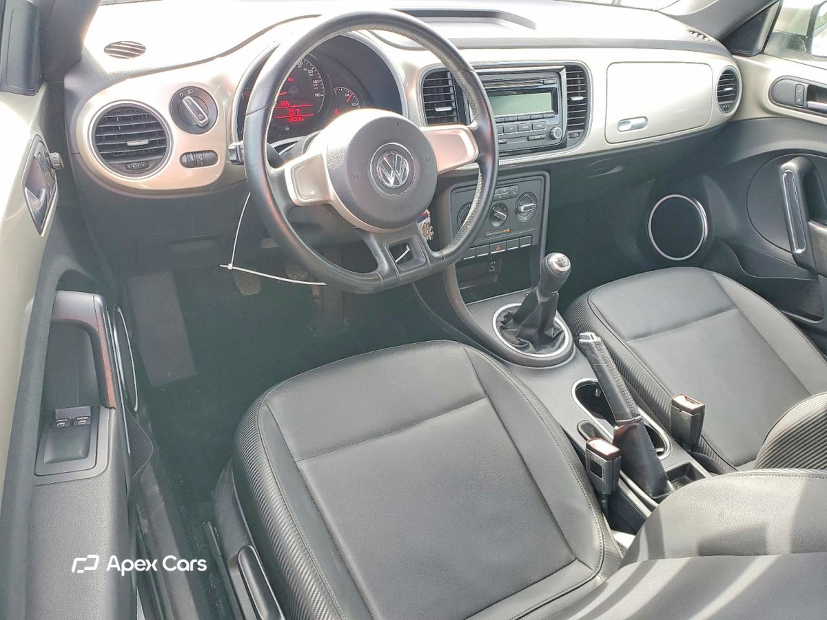 Volkswagen Beetle 2012