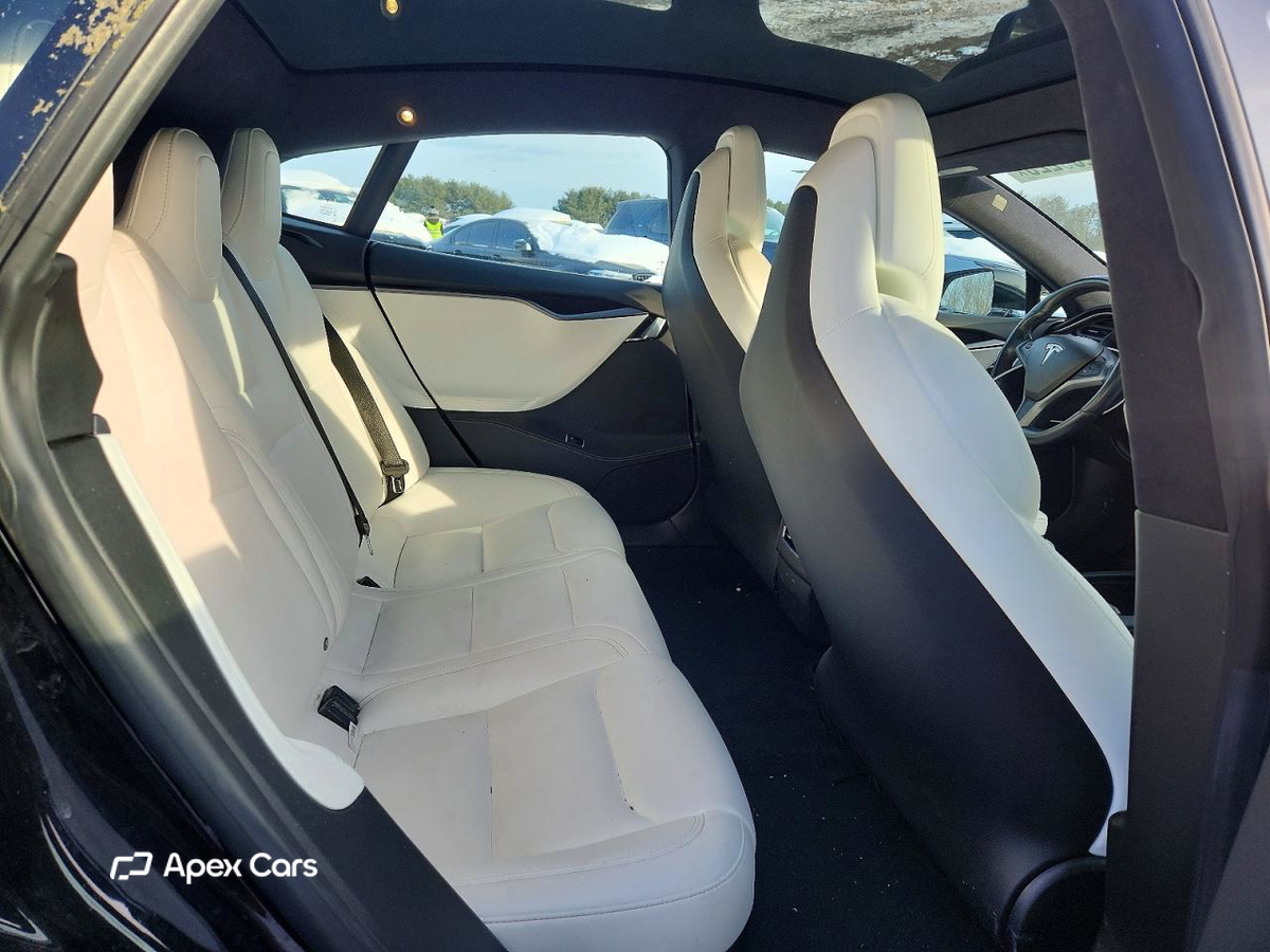 Tesla Model S 2019