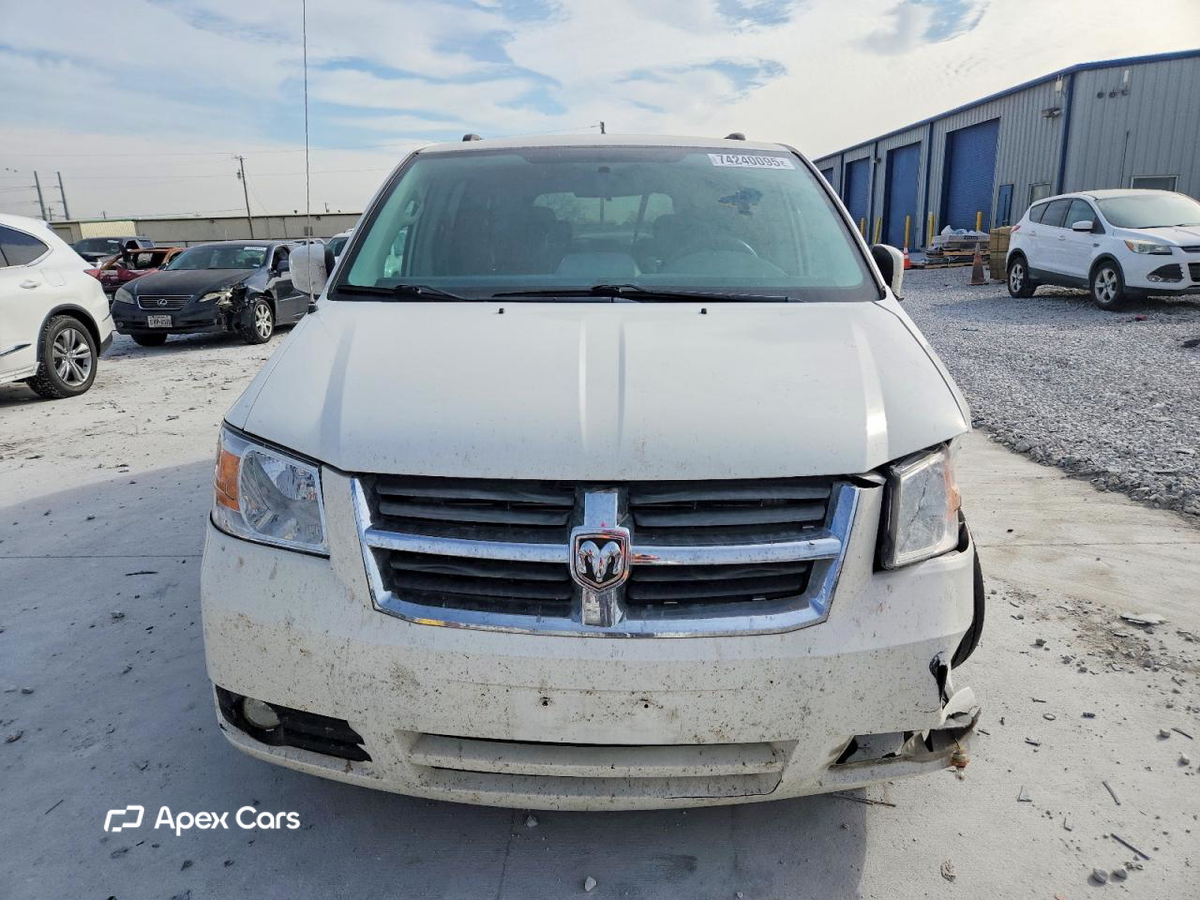 Dodge Caravan 2010