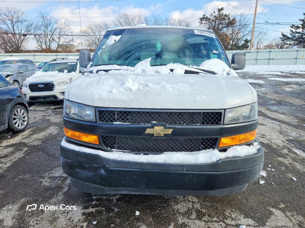 Chevrolet Express 2021