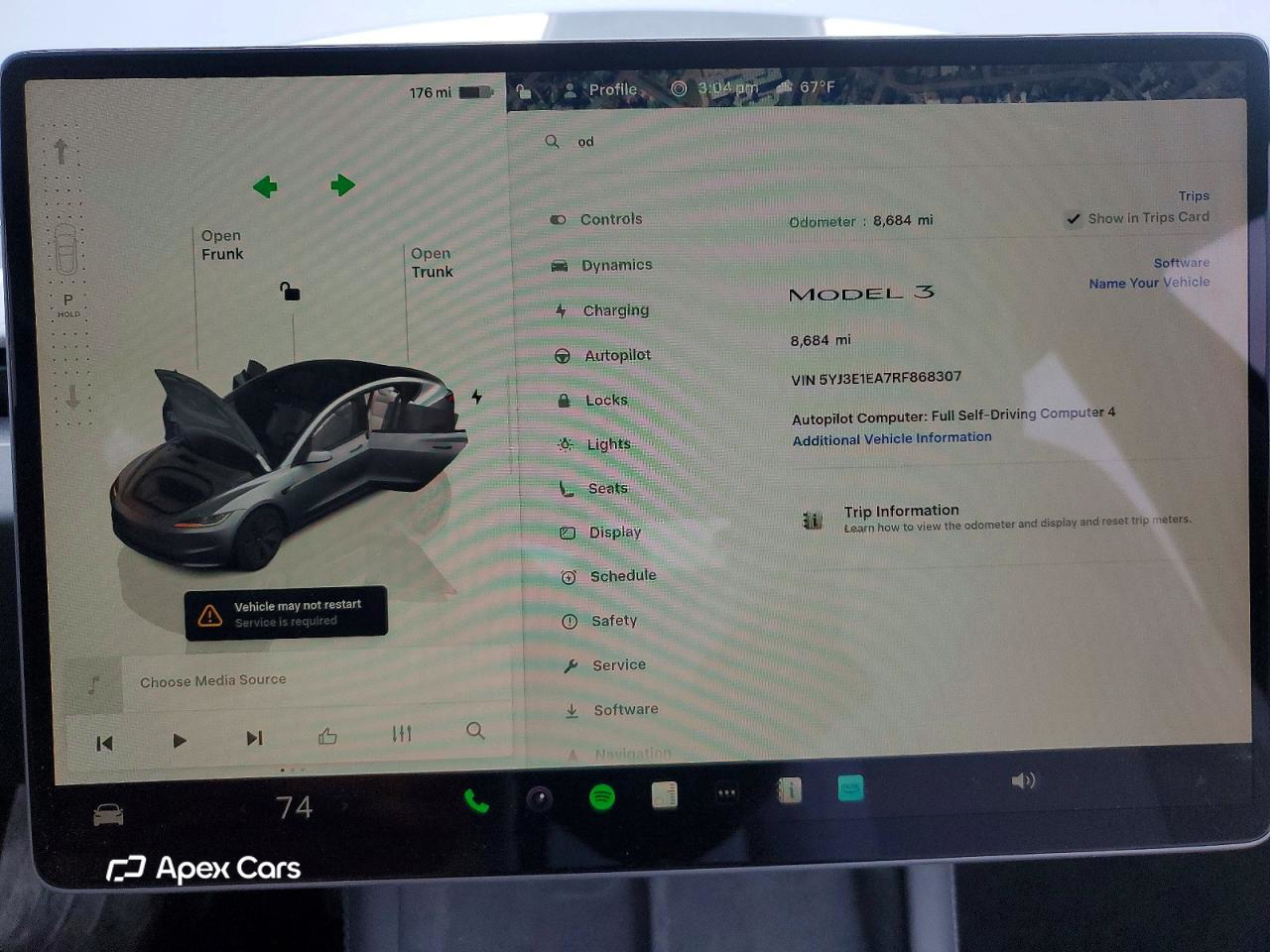 Tesla Model 3 2024