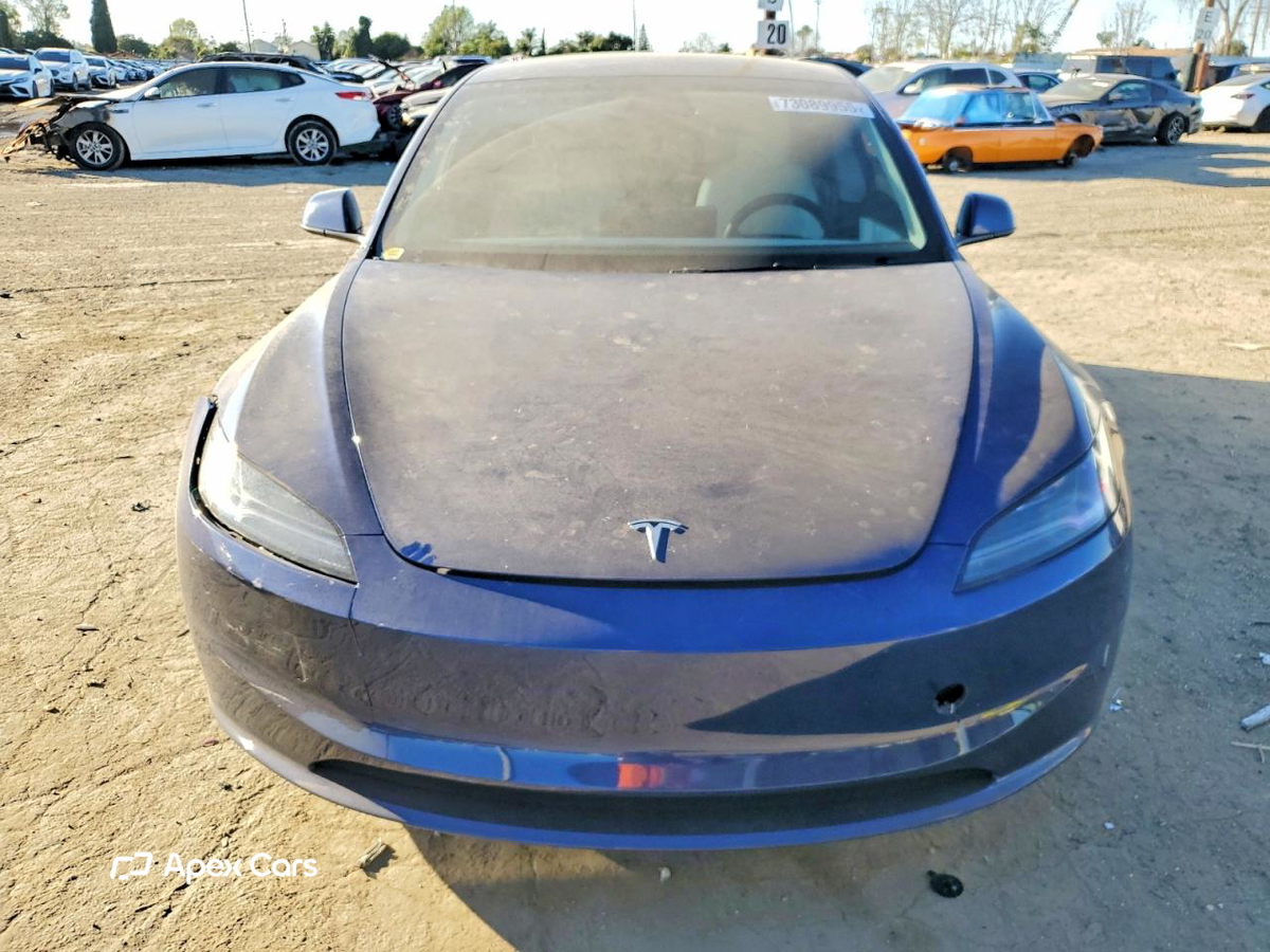 Tesla Model 3 2024