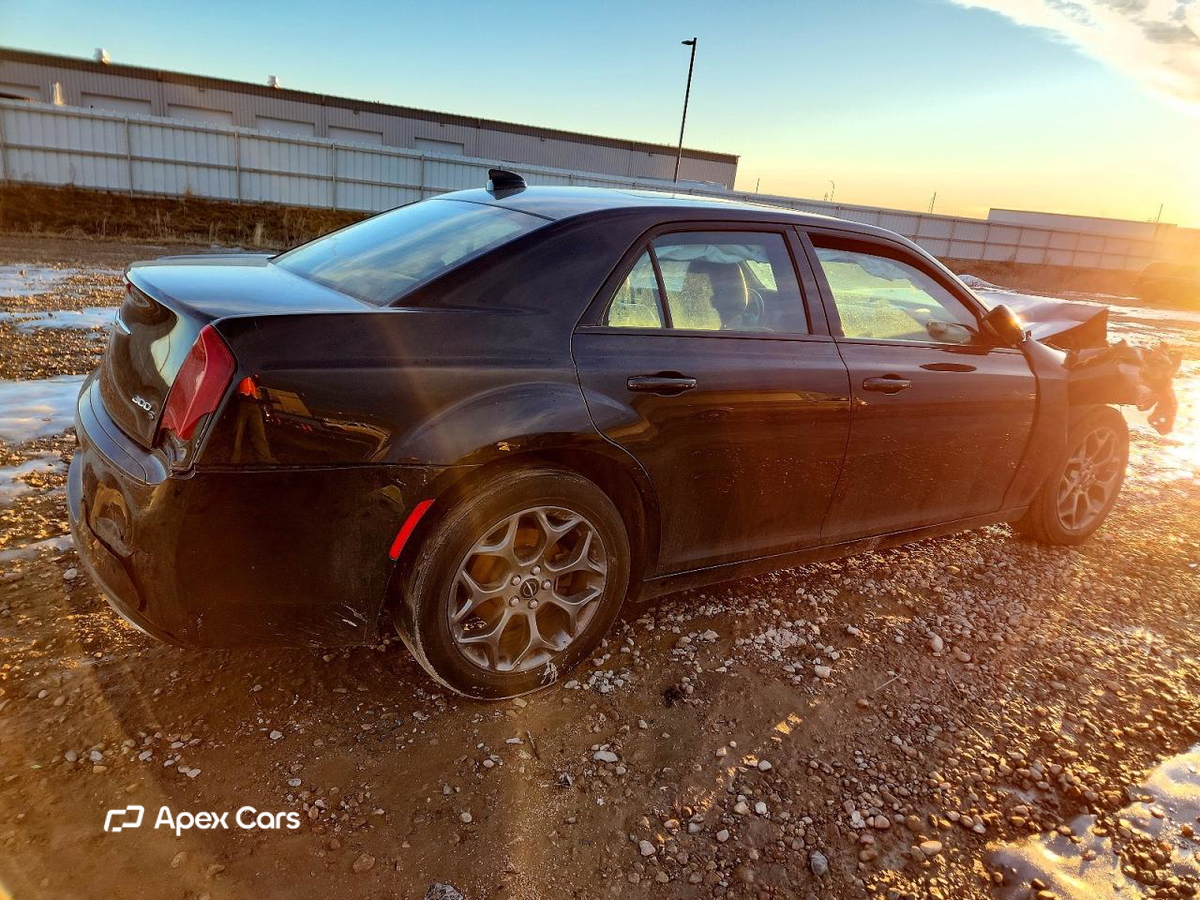Chrysler 300 2016