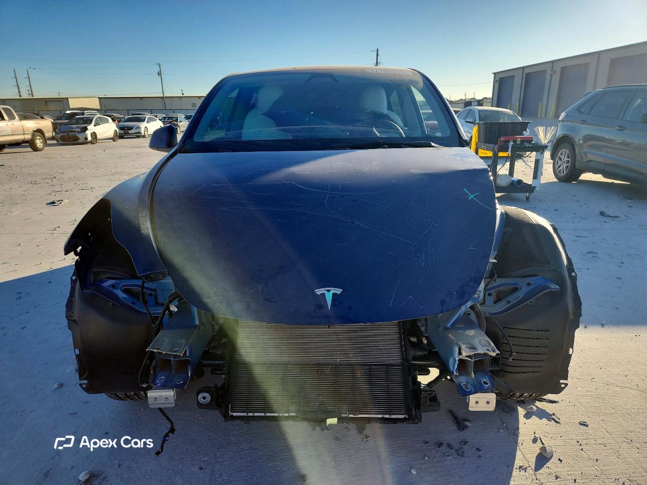 Tesla Model Y 2024