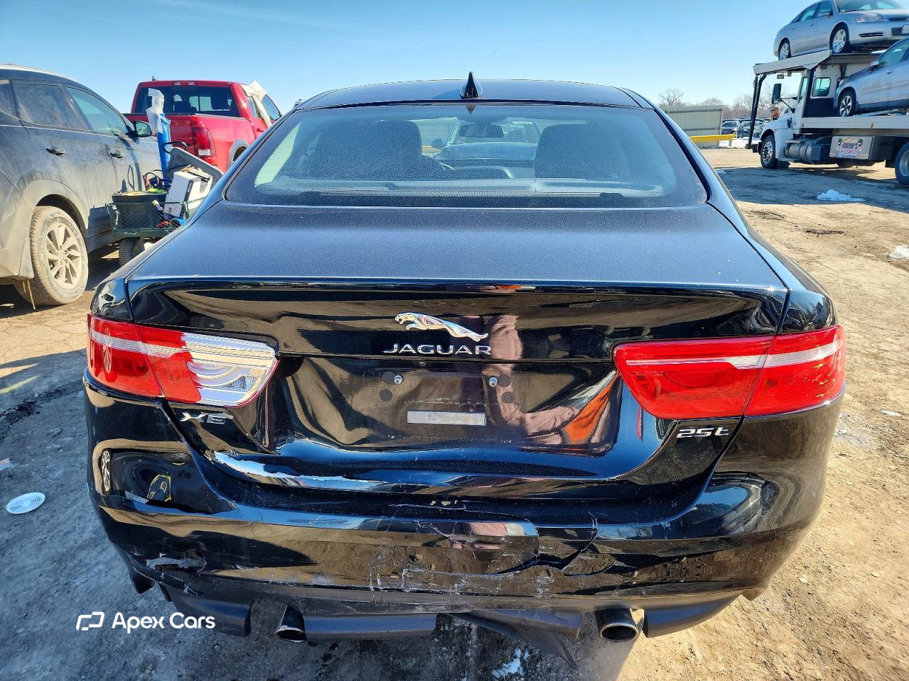 Jaguar XE 2017