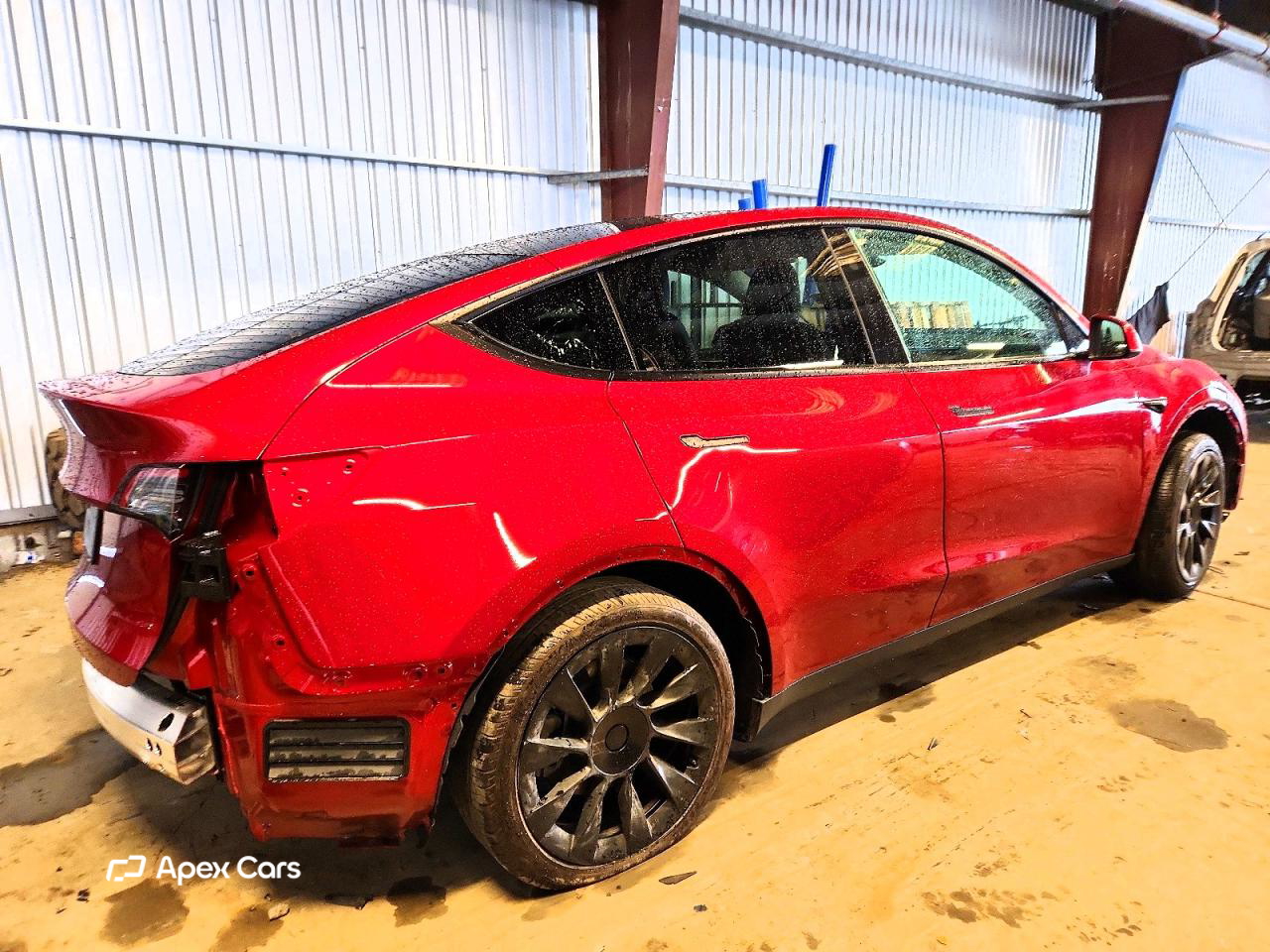 Tesla Model Y 2025
