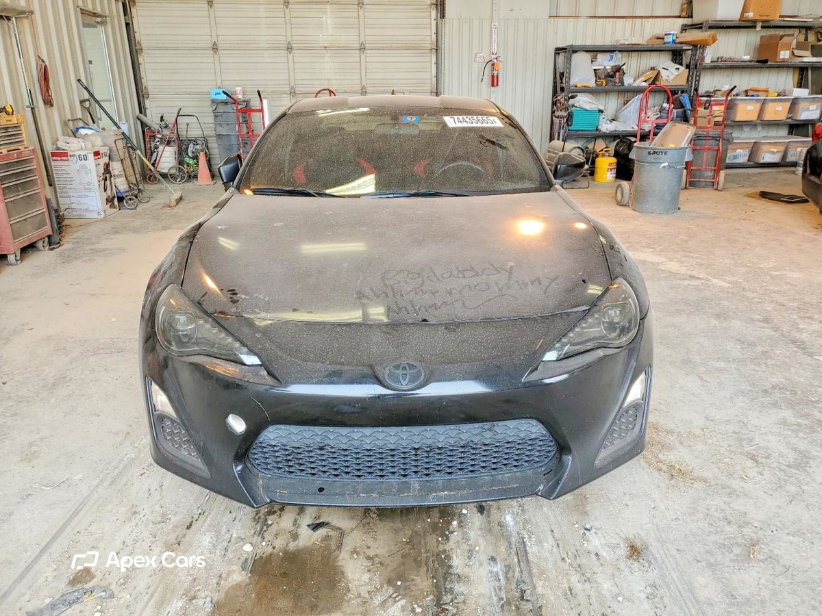 Toyota  2016