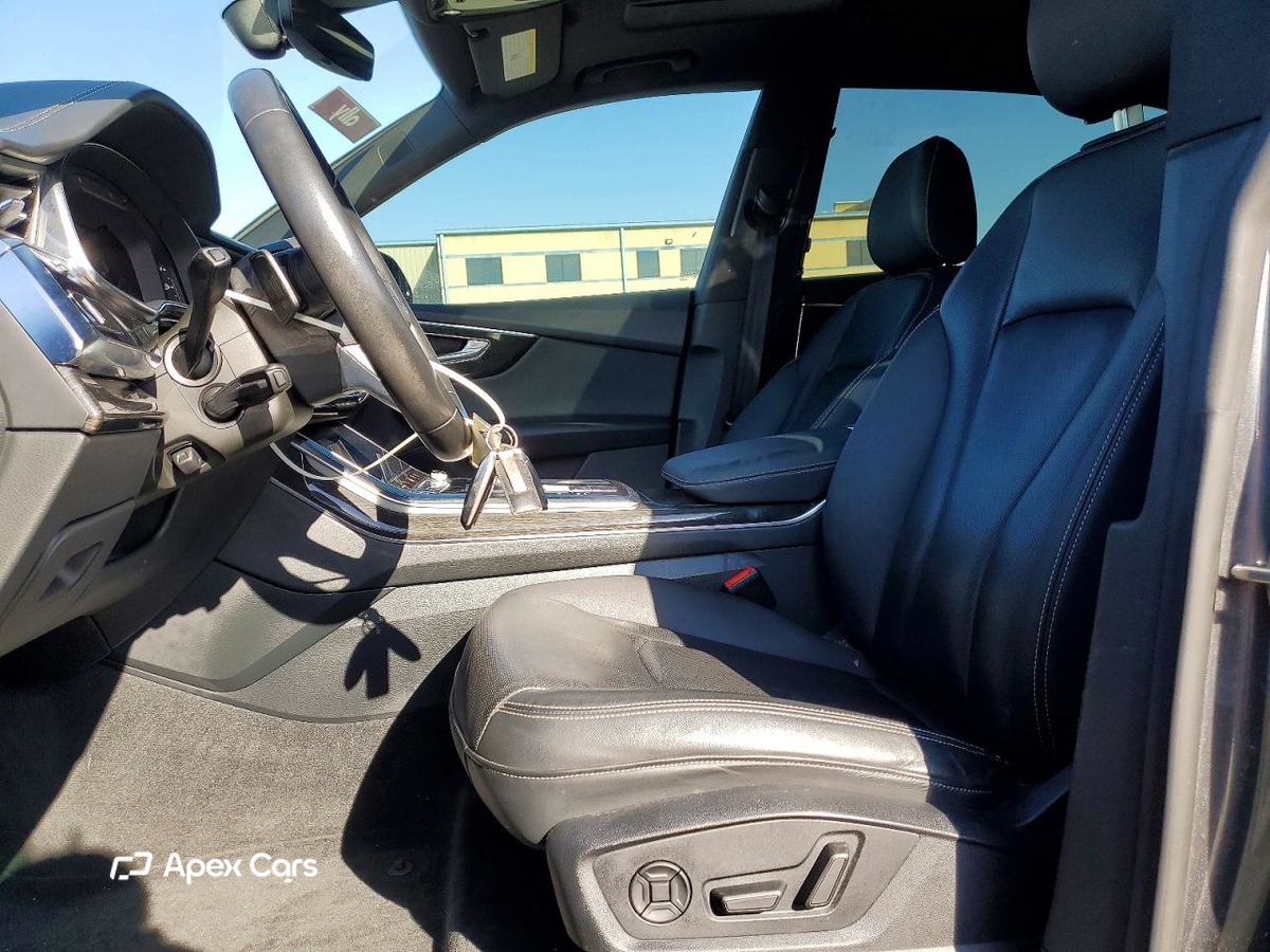 Audi Q8 2020