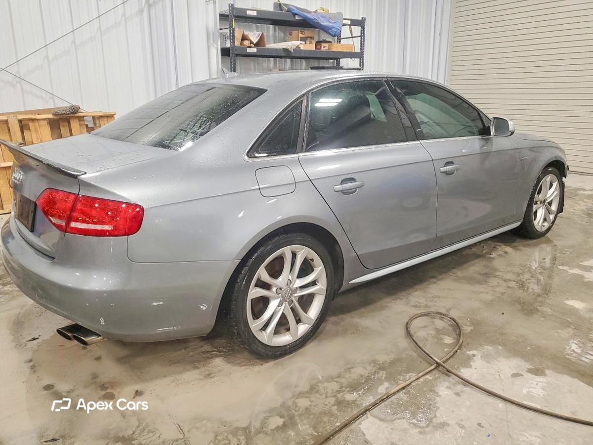 Audi S4 2011