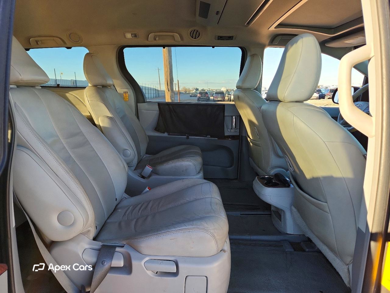 Toyota Sienna 2014