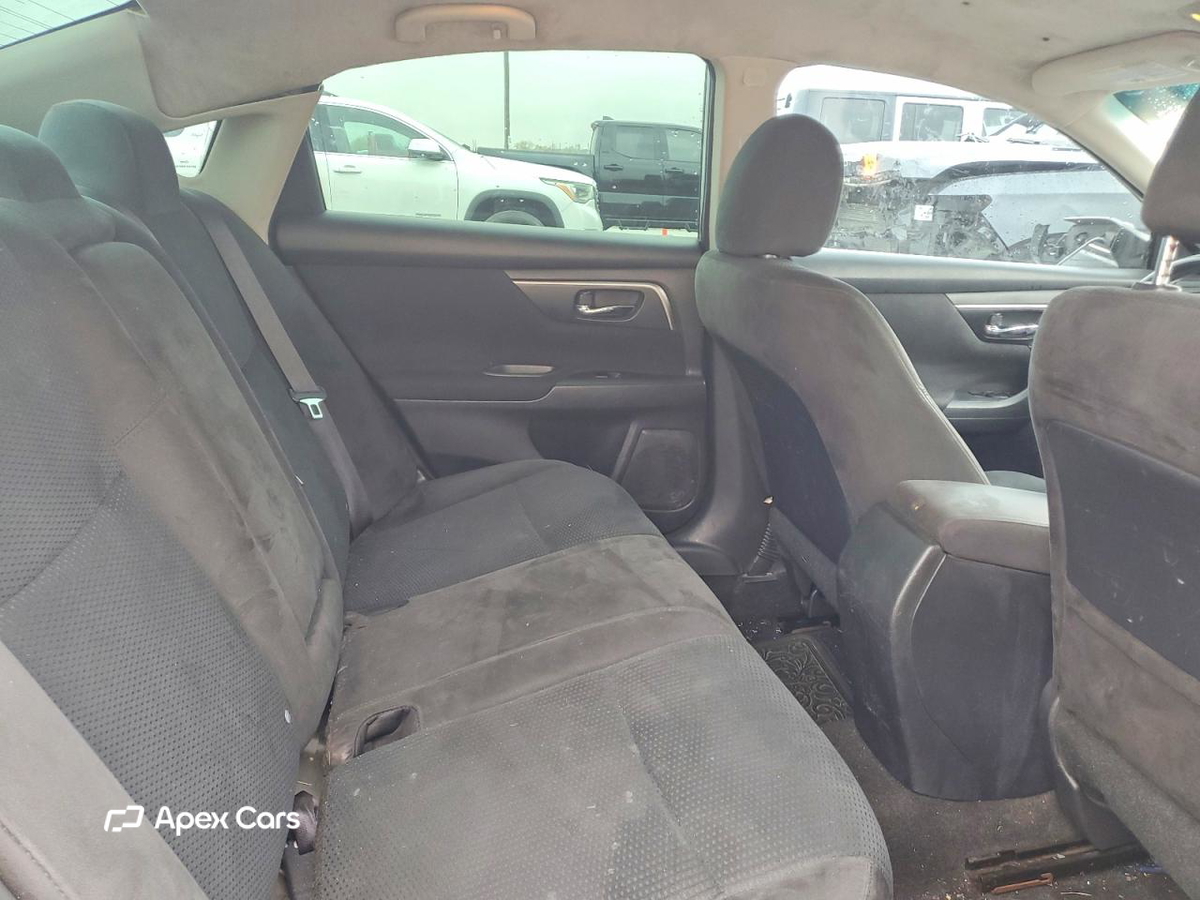 Nissan Altima 2015