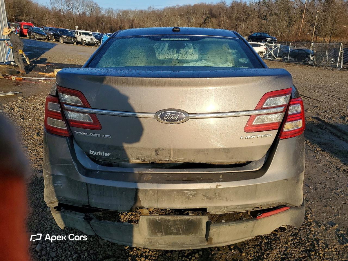 Ford Taurus 2013