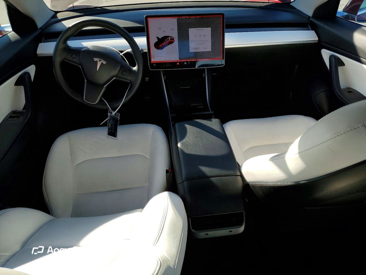 Tesla Model 3 2020