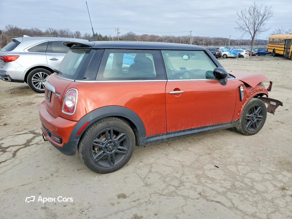 MINI Cooper 2013