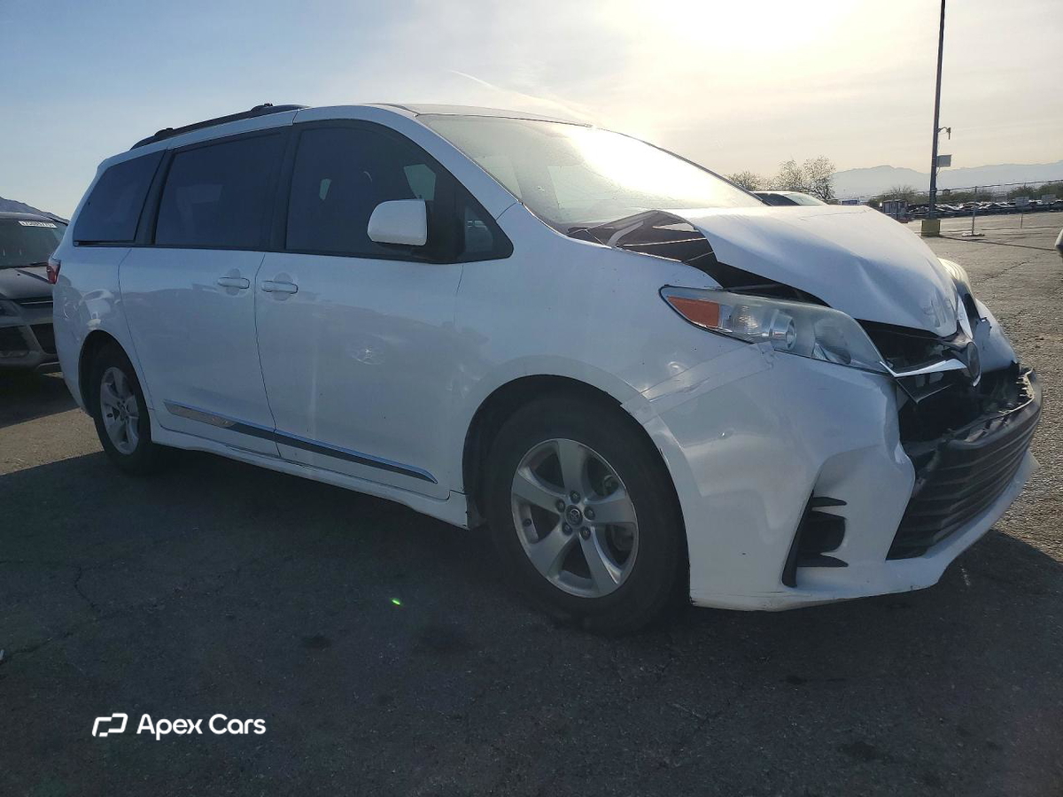 Toyota Sienna 2018
