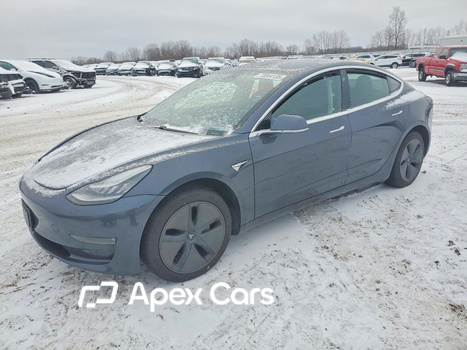 Tesla Model 3 2020 - Image 1 of 13