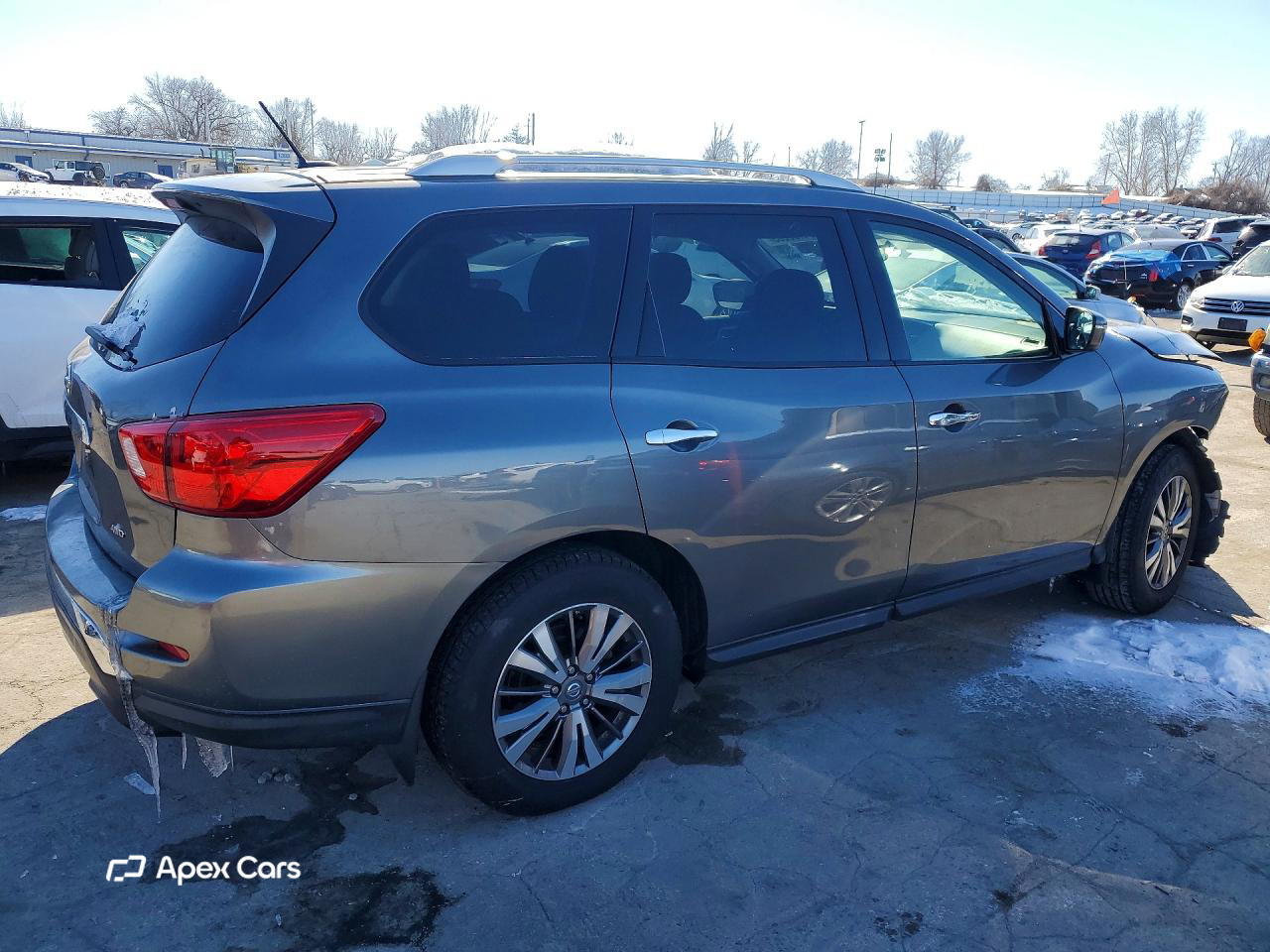 Nissan Pathfinder 2018