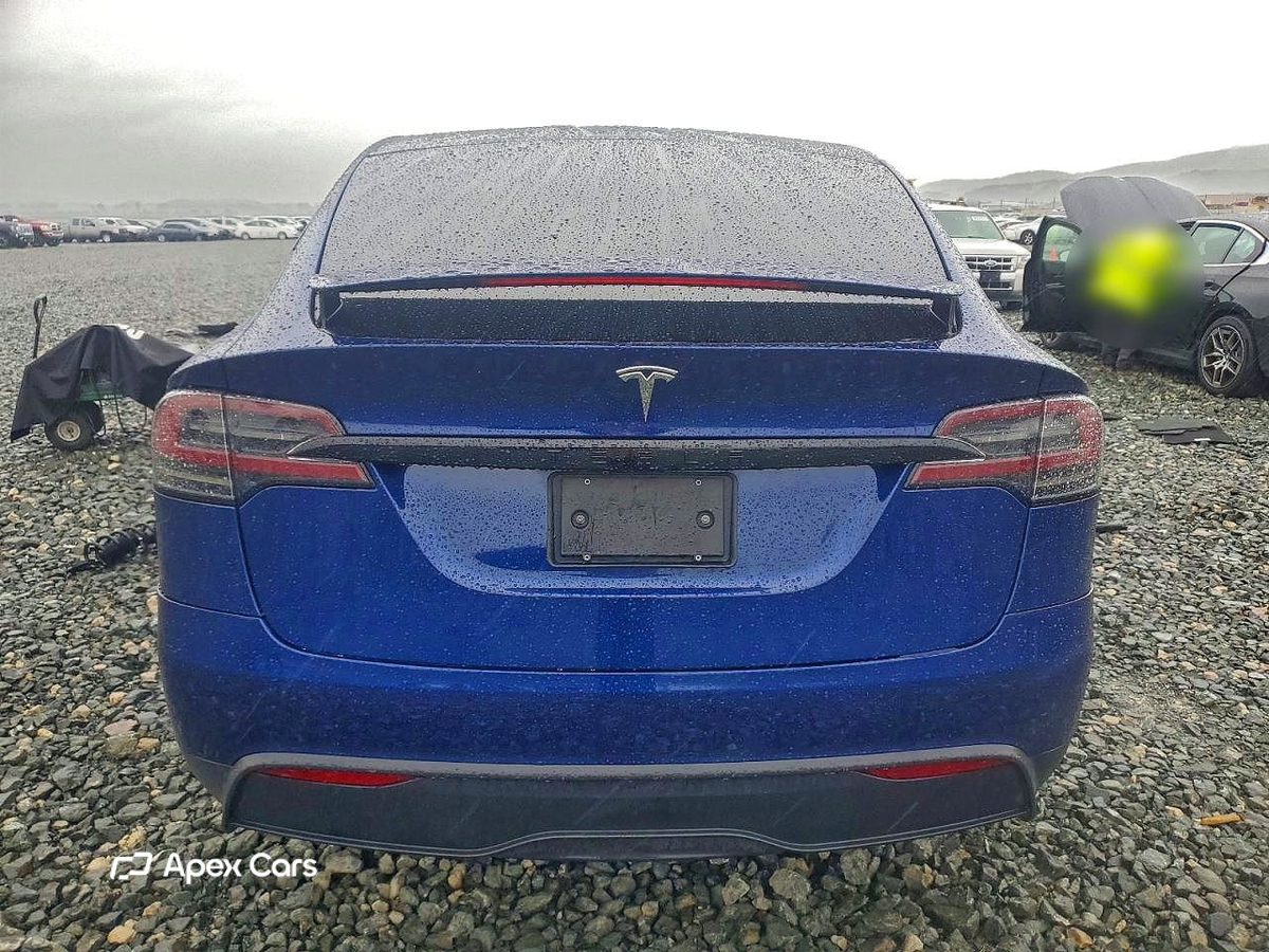 Tesla Model X 2022