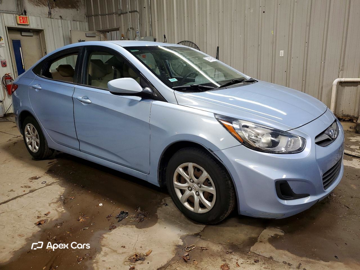Hyundai Accent 2013