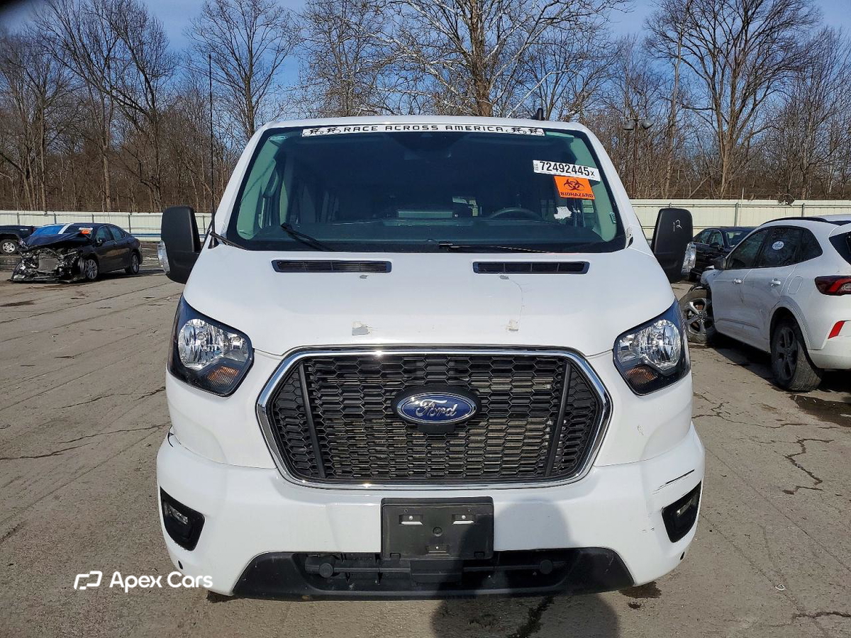 Ford Transit 2024