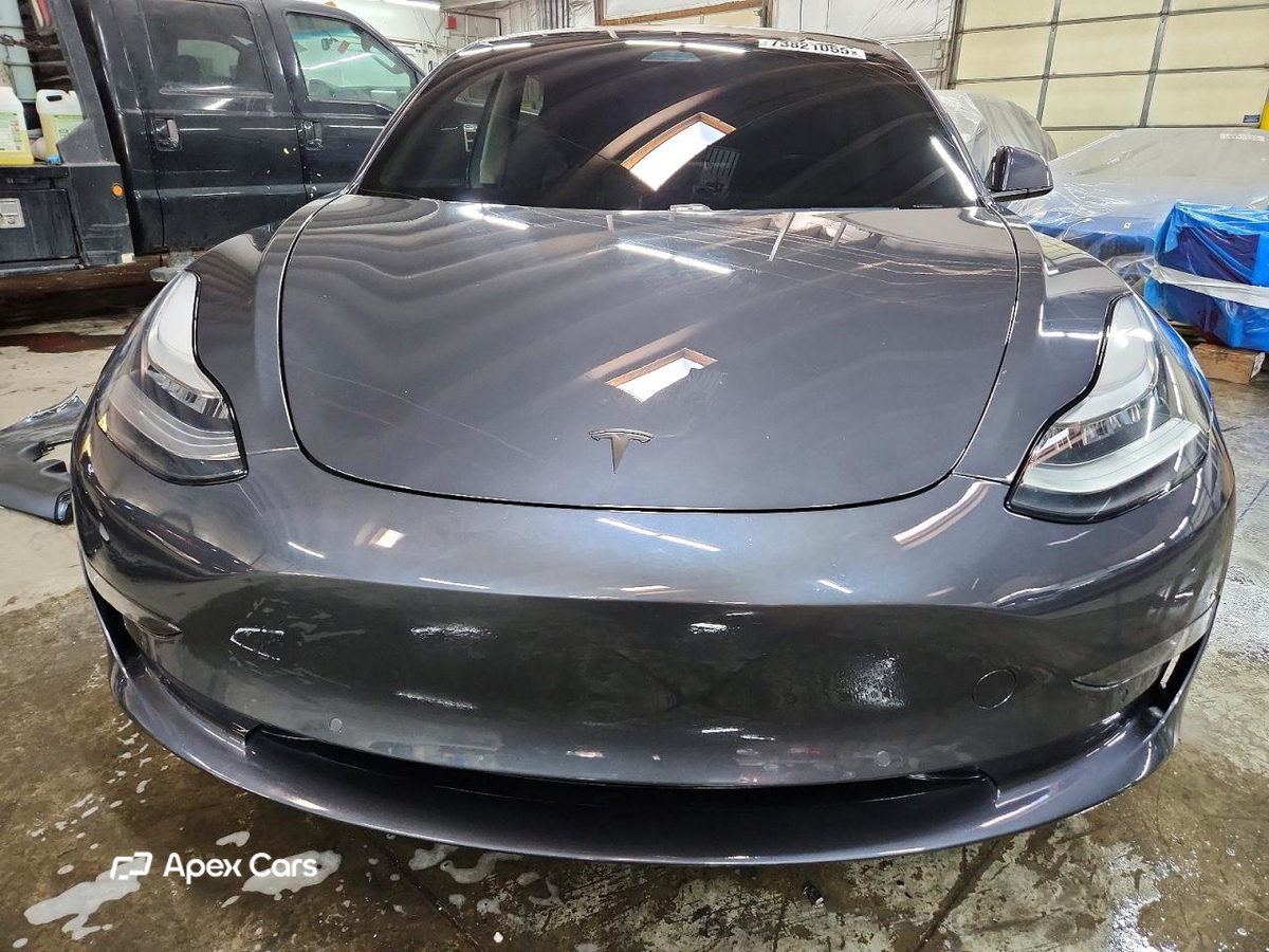 Tesla Model 3 2018