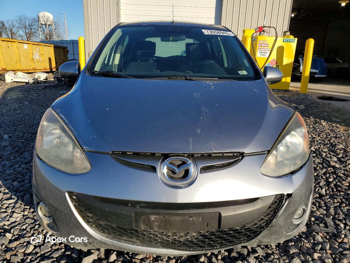 Mazda 2 2014