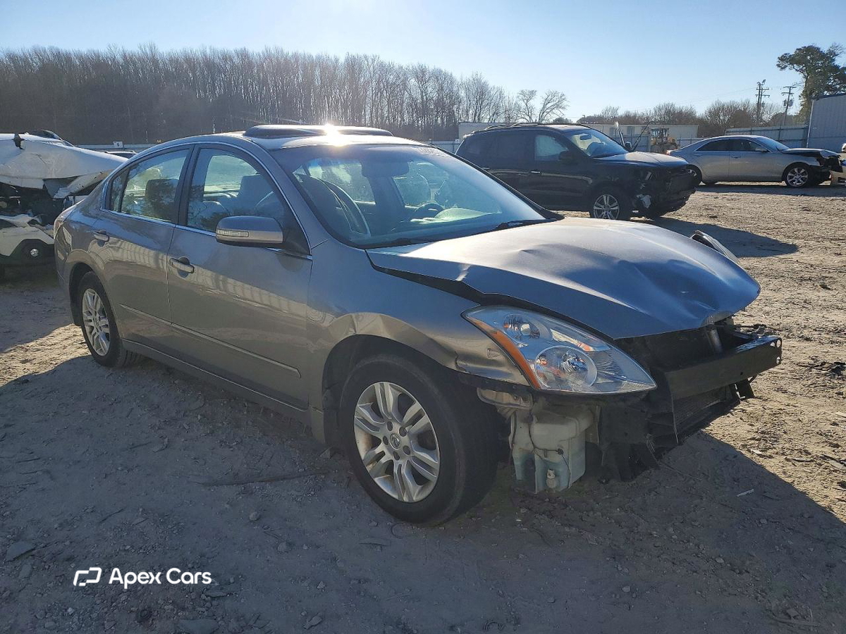 Nissan Altima 2011