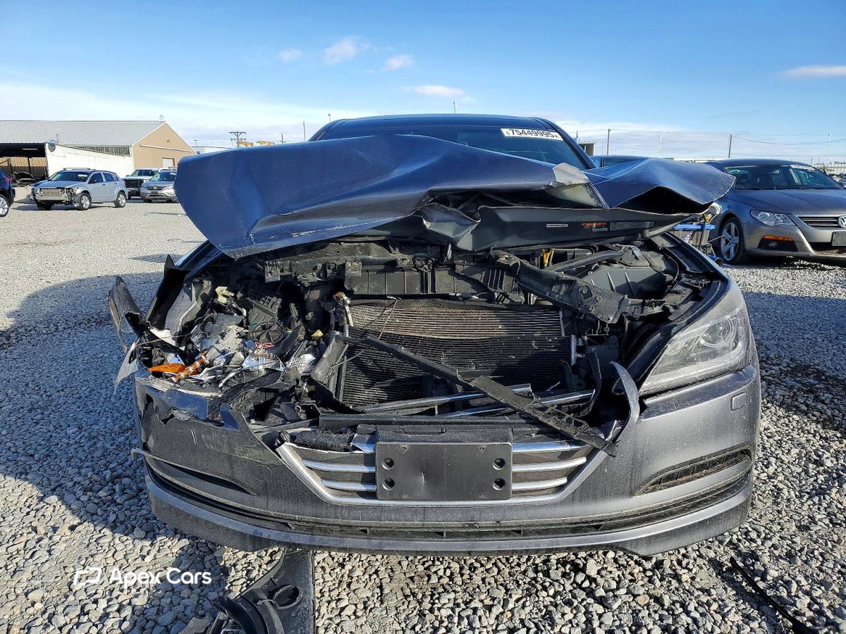 Hyundai Genesis 2015