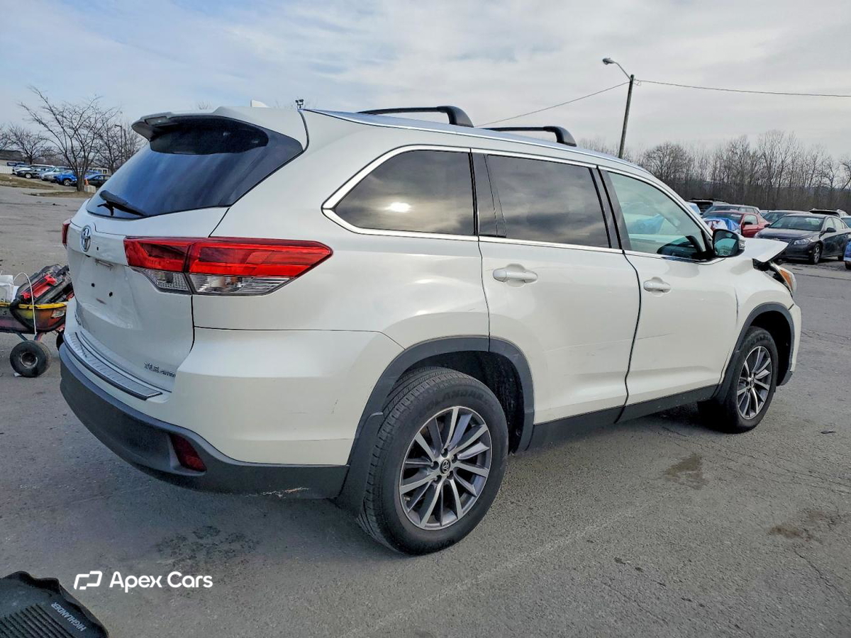 Toyota Highlander 2019