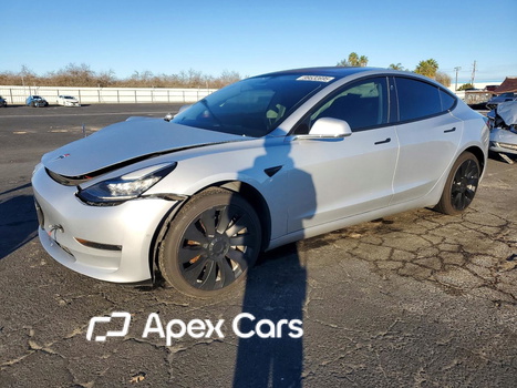 Tesla Model 3 2018 - Image 1 of 13