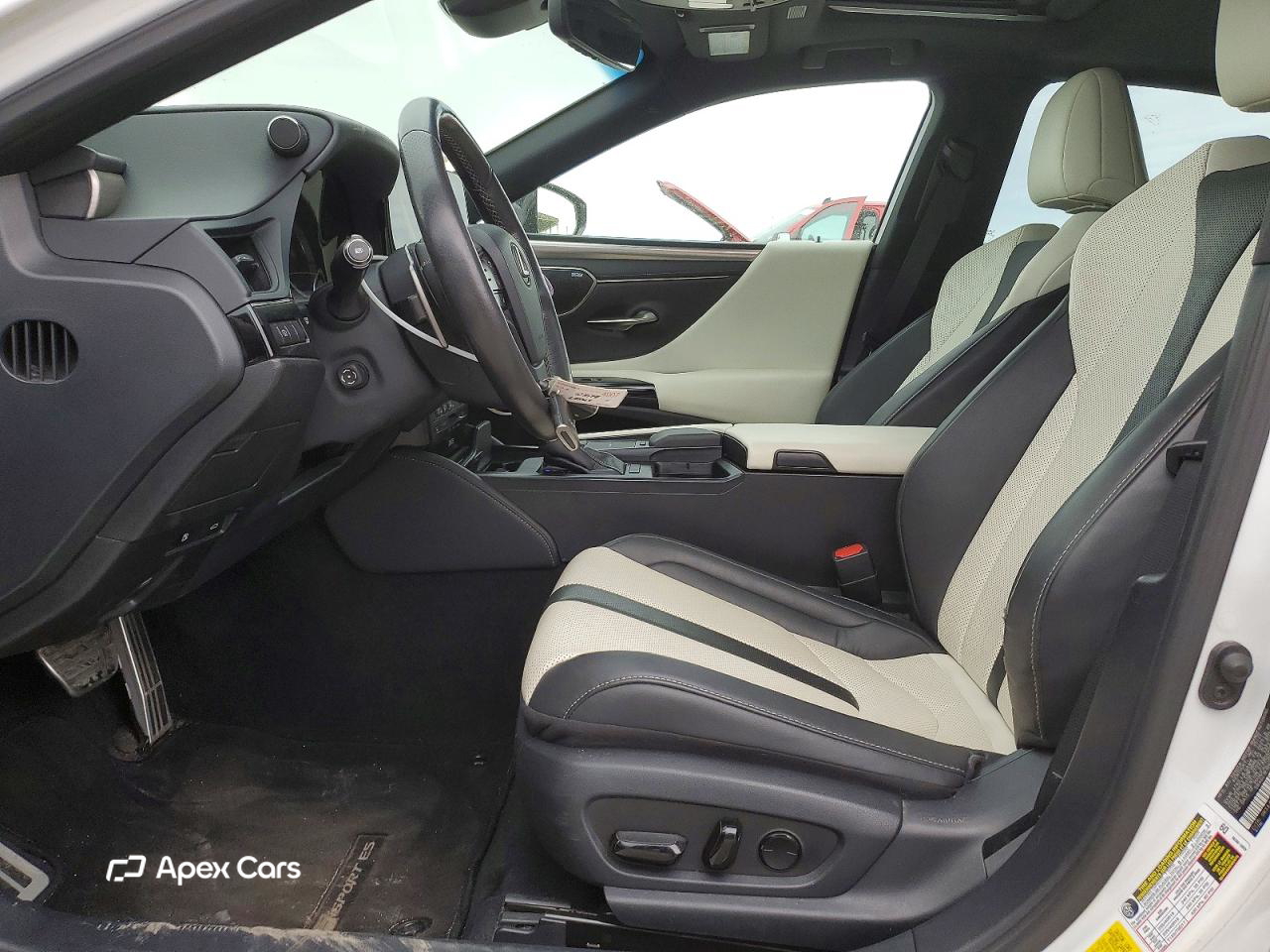 Lexus ES 2022