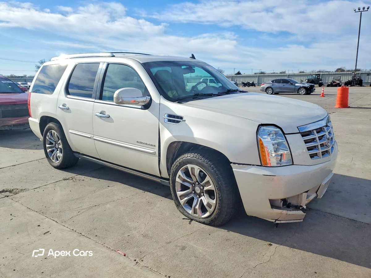 Cadillac Escalade 2010