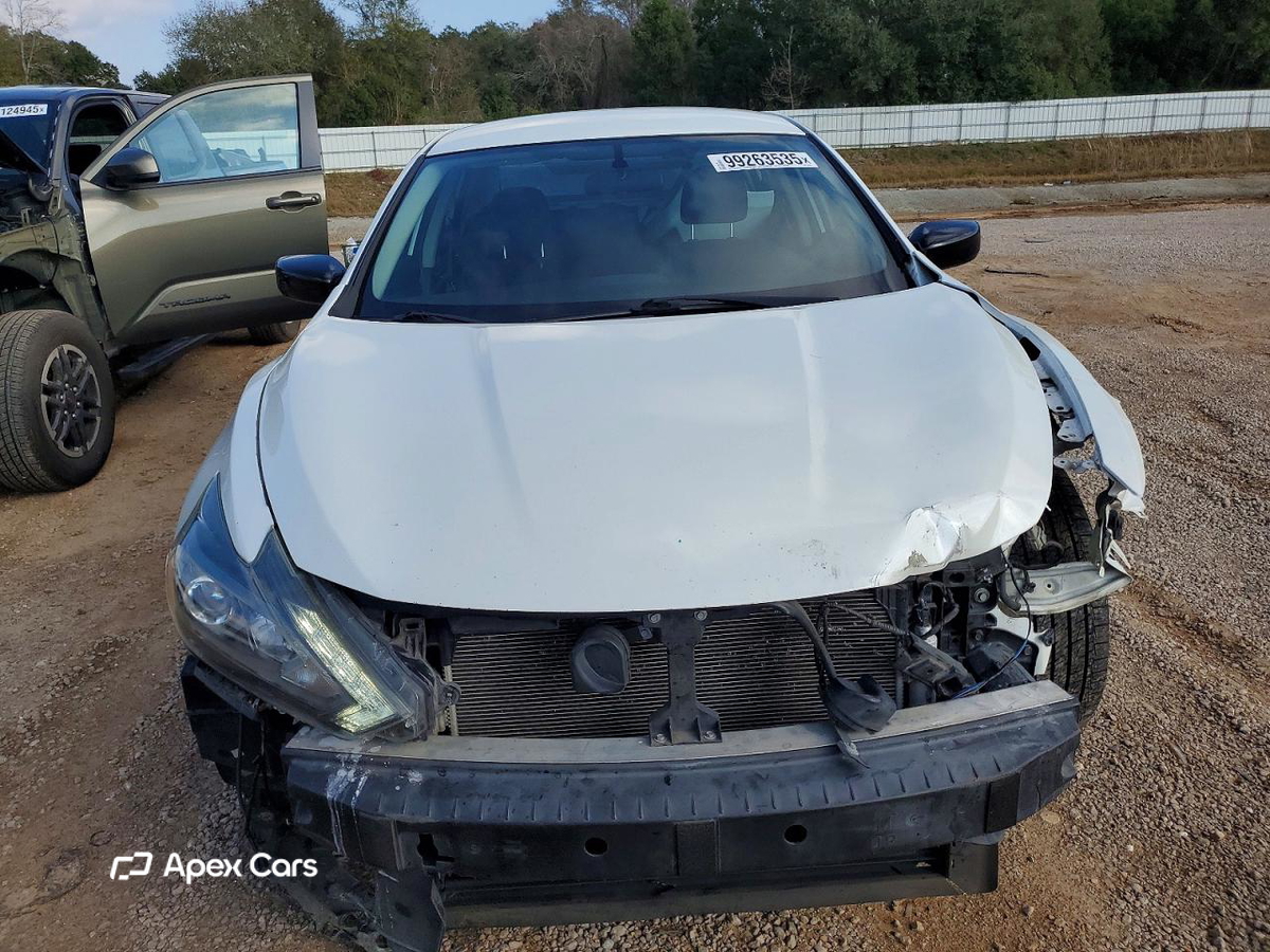 Nissan Altima 2017
