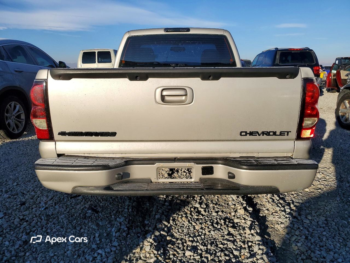 Chevrolet Silverado 2004