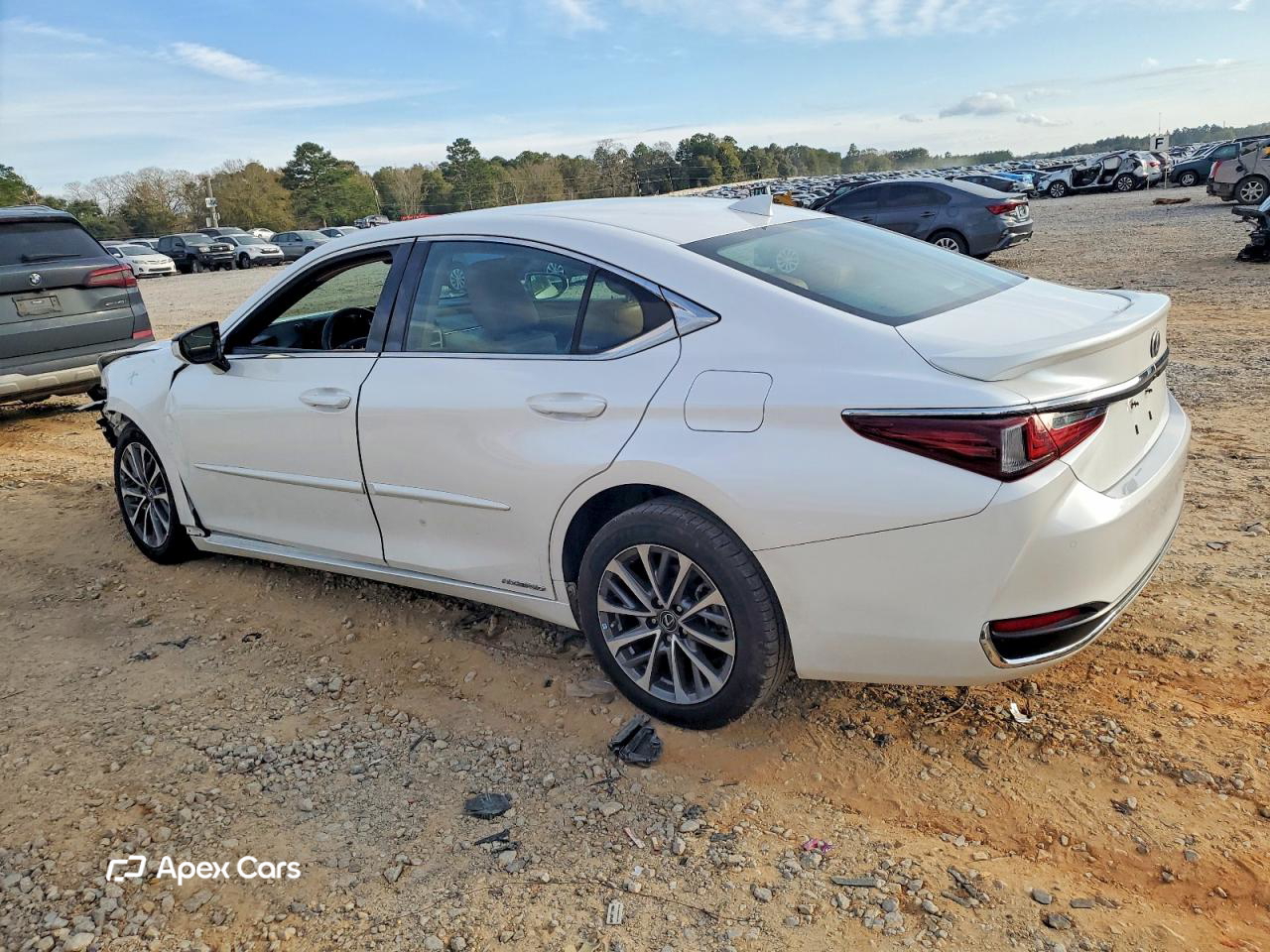 Lexus ES 2022
