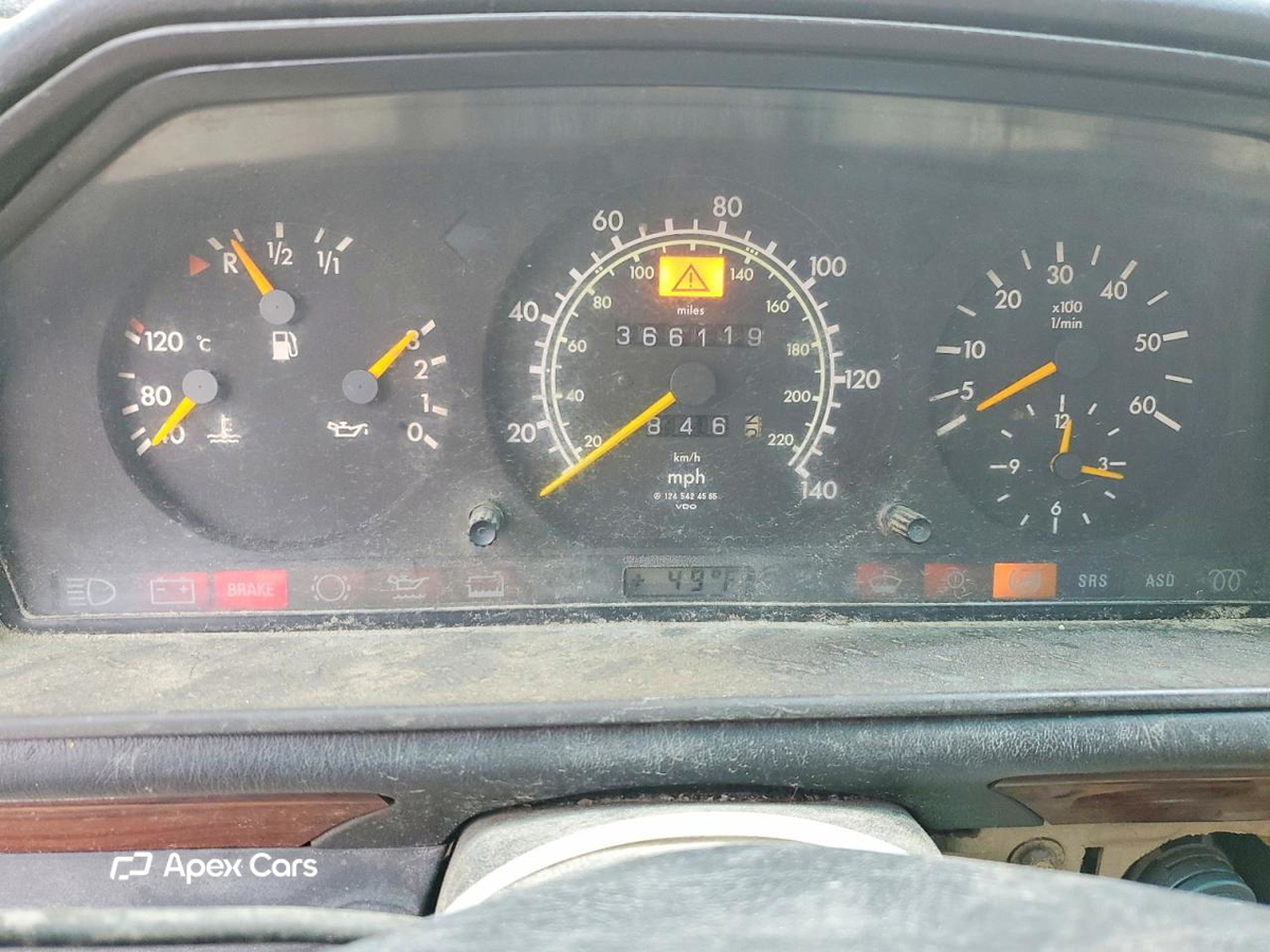 Mercedes-Benz  1993
