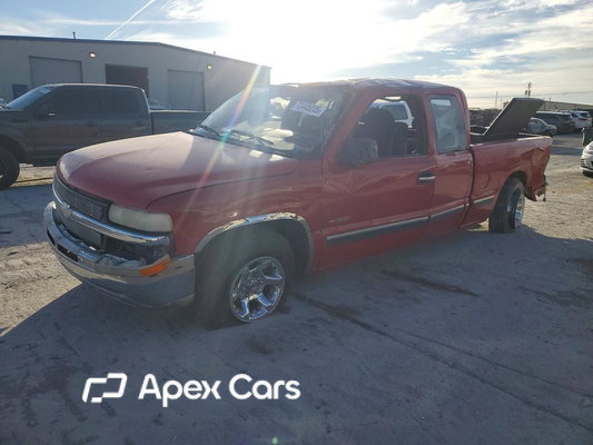 Chevrolet Silverado 2001 - Image 1 of 13