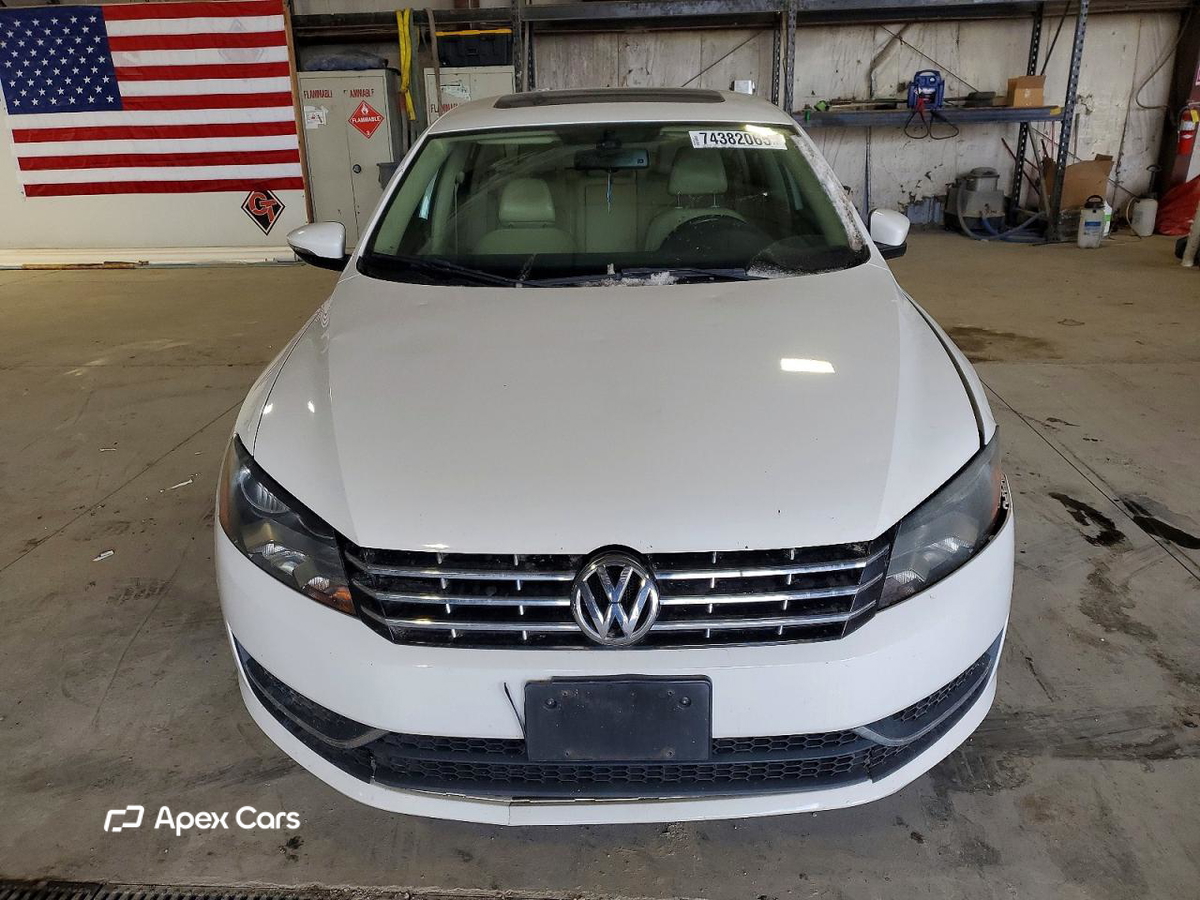 Volkswagen Passat 2012