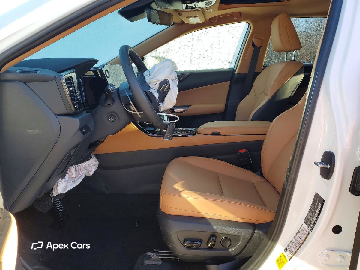 Lexus NX 2026