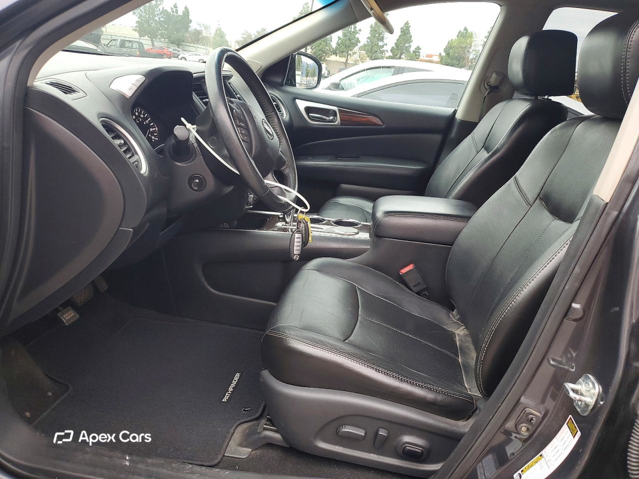 Nissan Pathfinder 2013