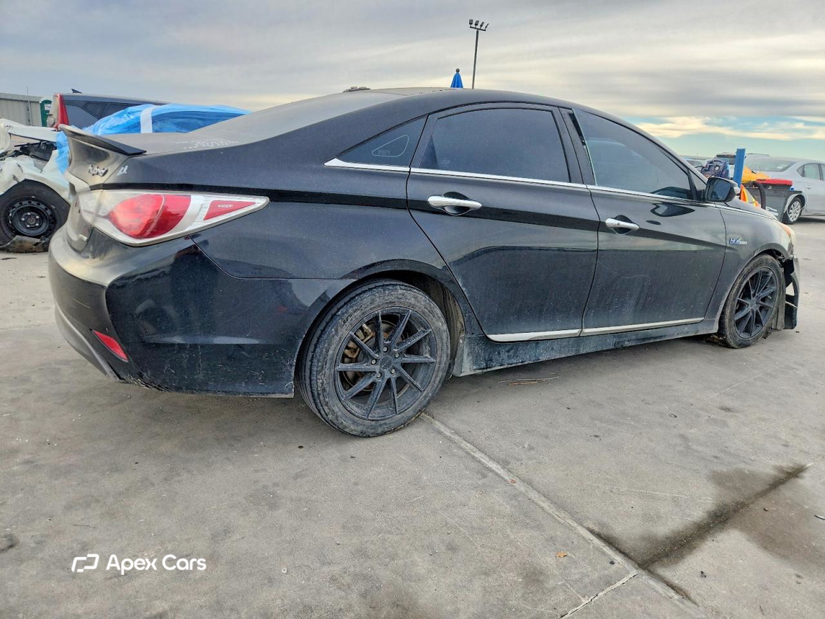 Hyundai Sonata 2013